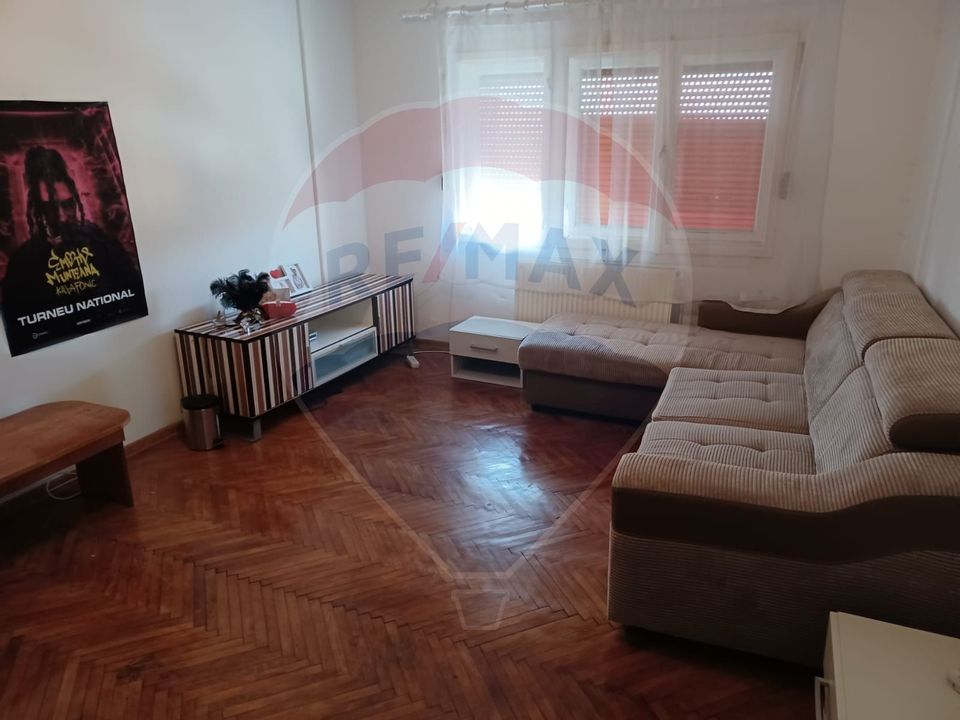 Apartament cu 2 camere de inchiriat