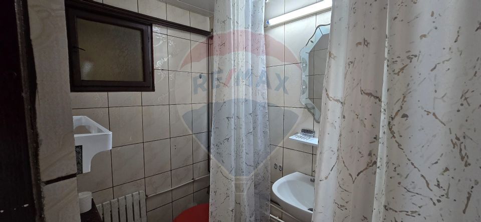 10 room Hotel / Pension for sale, Sud-Vest area