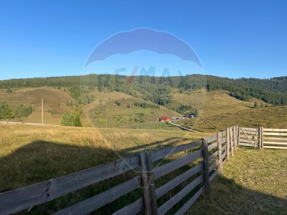 Teren imprejmuit 4914 mp Statiunea Belis-Fantanele, Giurcuta de Sus