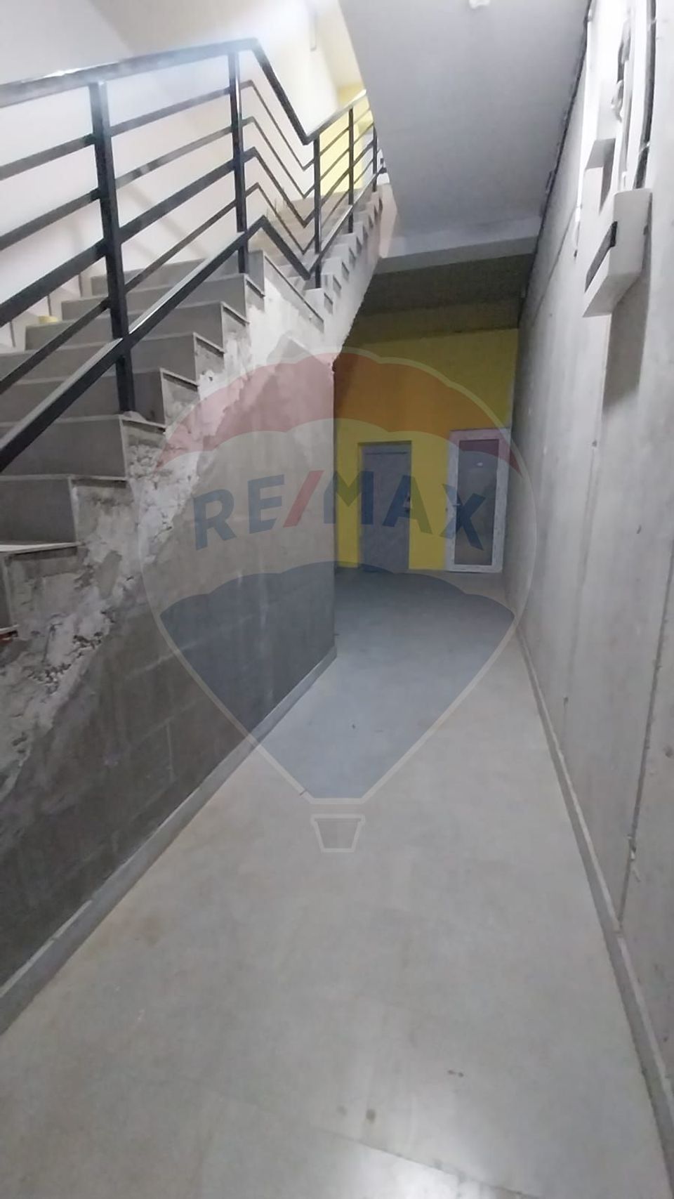 Apartament de vanzare cu 2 camere in Zona Dacia, Constanta