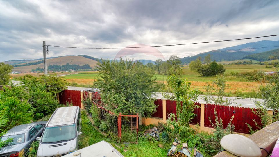 Vrei o casa departe de aglomeratia si zgomotul orasului?