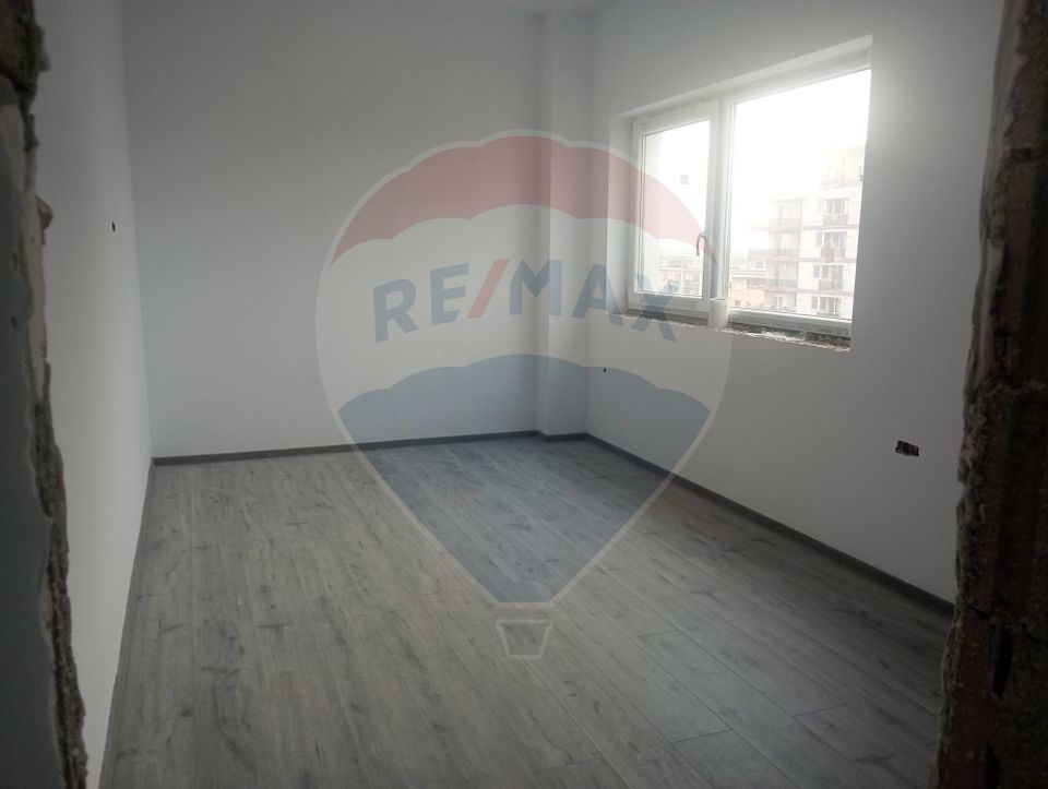 Penthouse 4 camere și terasa 34 mp Micalaca