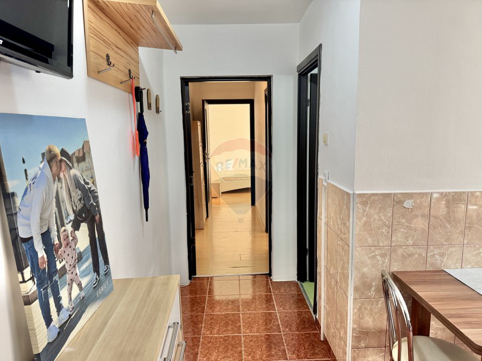 Apartament 2 camere de vânzare în zona Nufarul