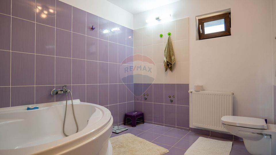 5 room House / Villa for sale