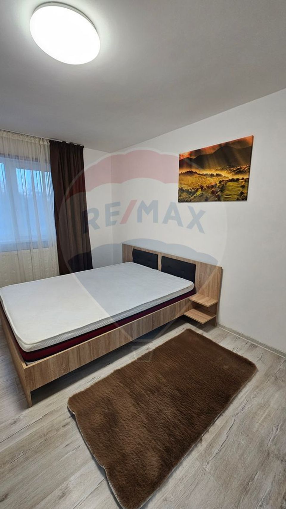 Apartament cu 1 camere de închiriat în zona 1 Mai