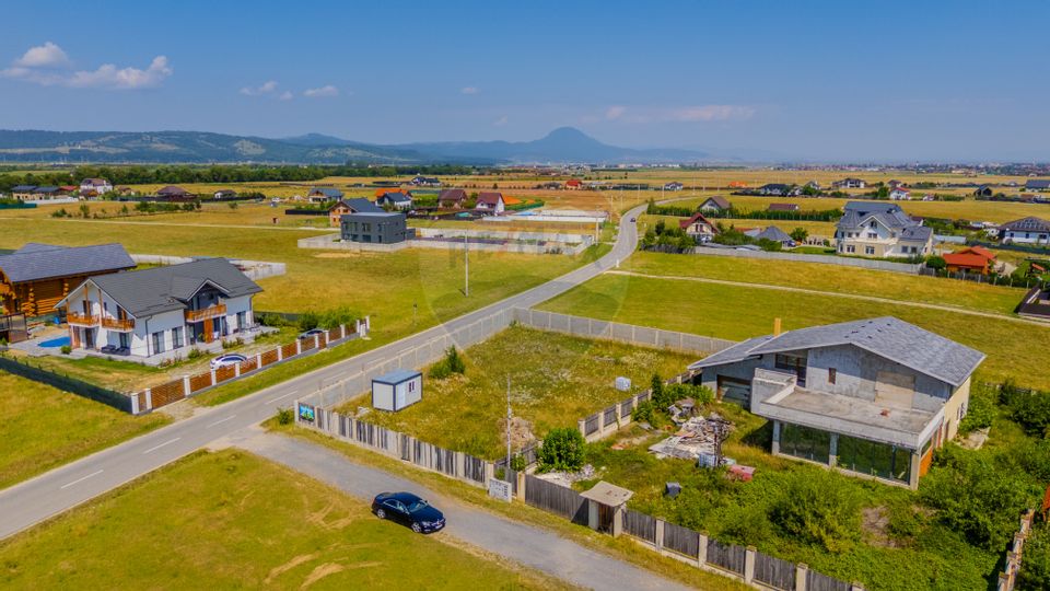 COMISION 0% Teren 1,100mp Rasnov / Strada Glajerie-Raul Mare