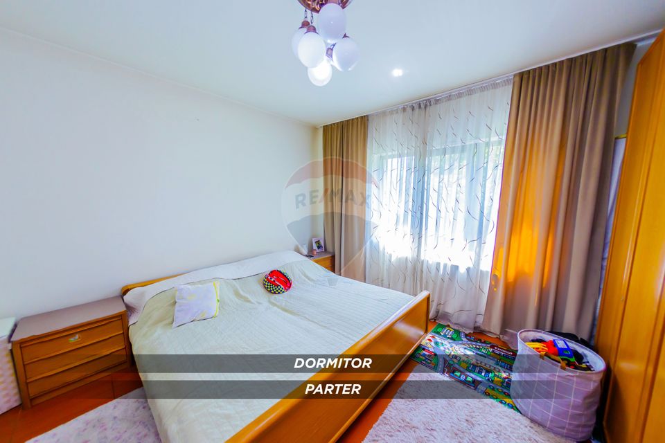 Casă P+1 din cărămidă, 683 mp teren, 4 garaje – Strada Zorilor