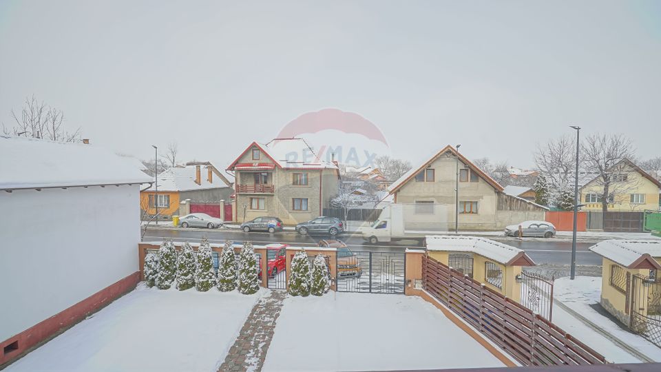 4 room House / Villa for sale