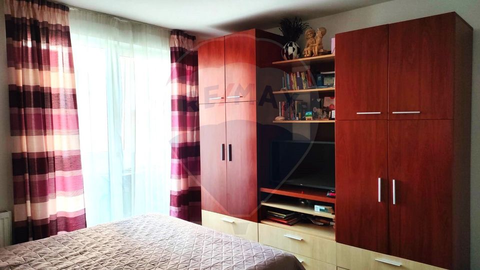 Apartament 2 camere Str. Porii Floresti