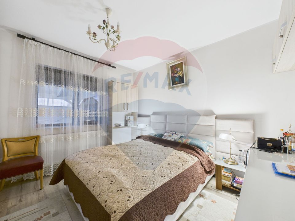 5 room House / Villa for sale, Central area