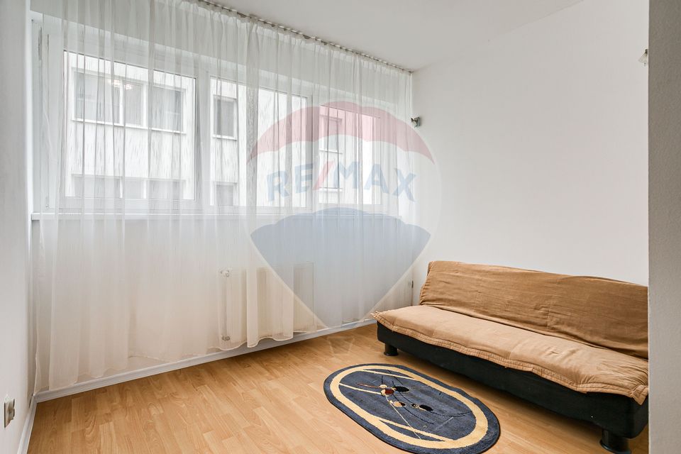 Apartament 3 camere cu terasa si loc de parcare de vanzare ARED UTA