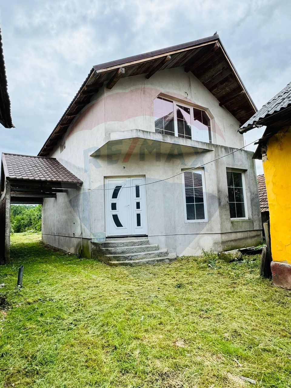 6 room House / Villa for sale