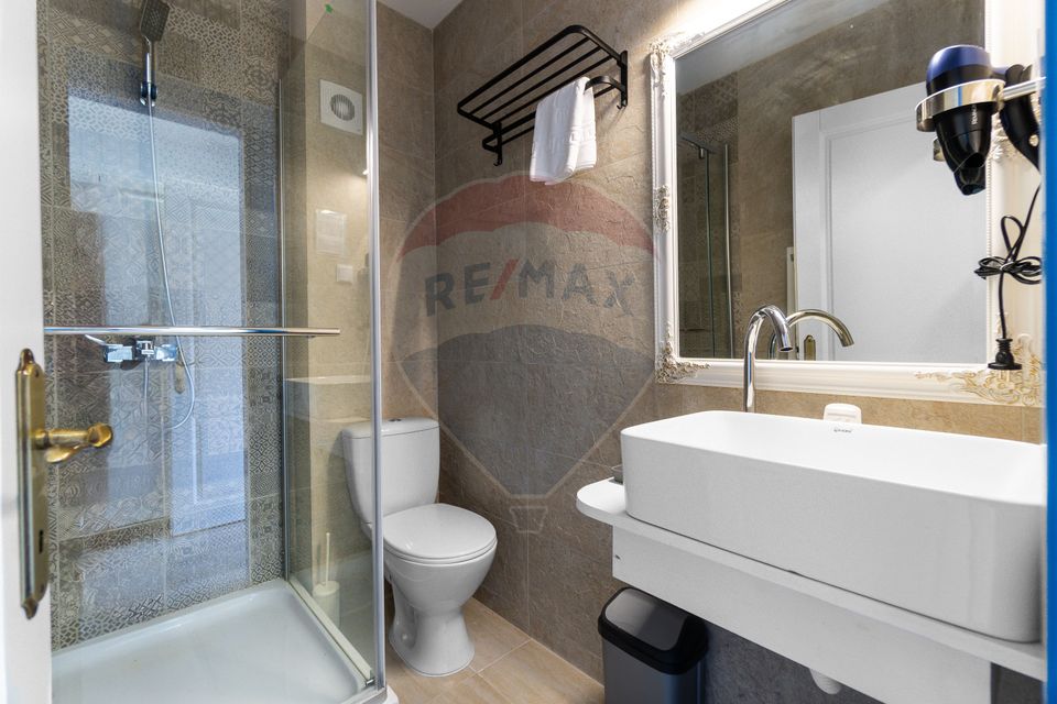 VILA IN MURIGHIOL | IESIRE LA LAC, DELTA DUNARII SI PISCINA | 6 CAMERE