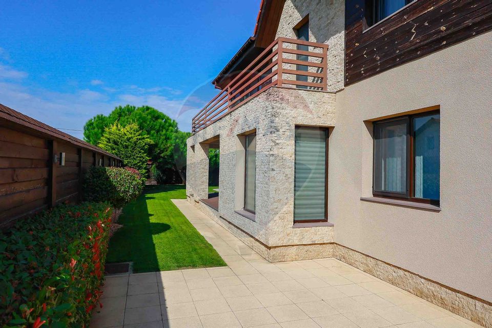 5 room House / Villa for sale, Exterior Vest area