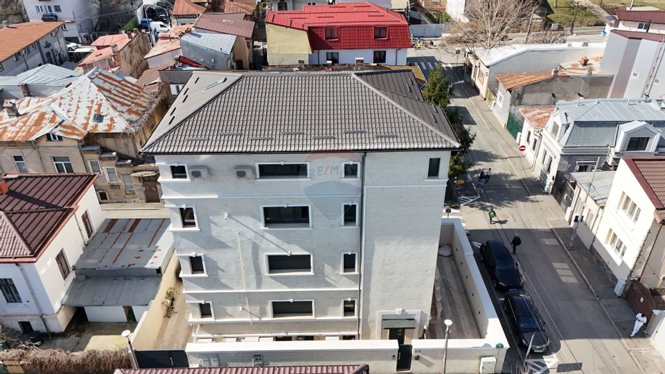 De vânzare Bloc Boutique Lux S+P+3E în zona Parcul Carol - Unirii