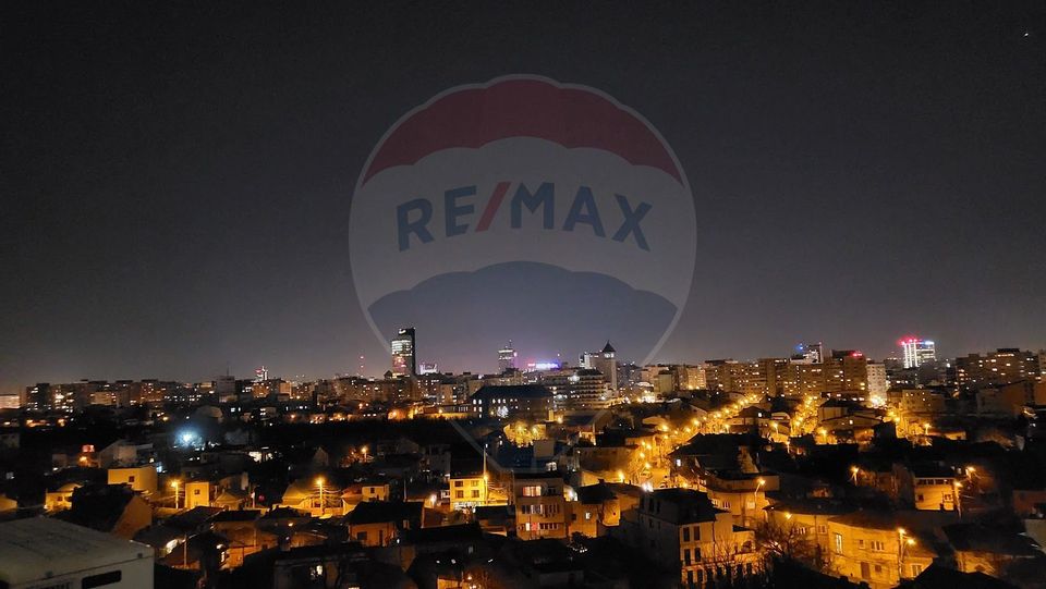 Apartament 2 camere de vanzare, bloc 1982, 57 mp, priveliste superba