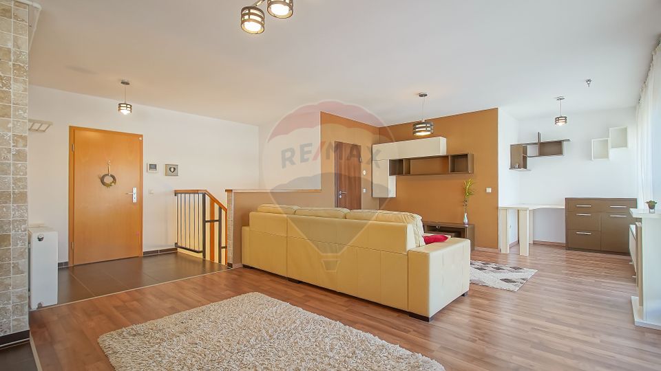 3 room Apartment for sale, Tractorul area