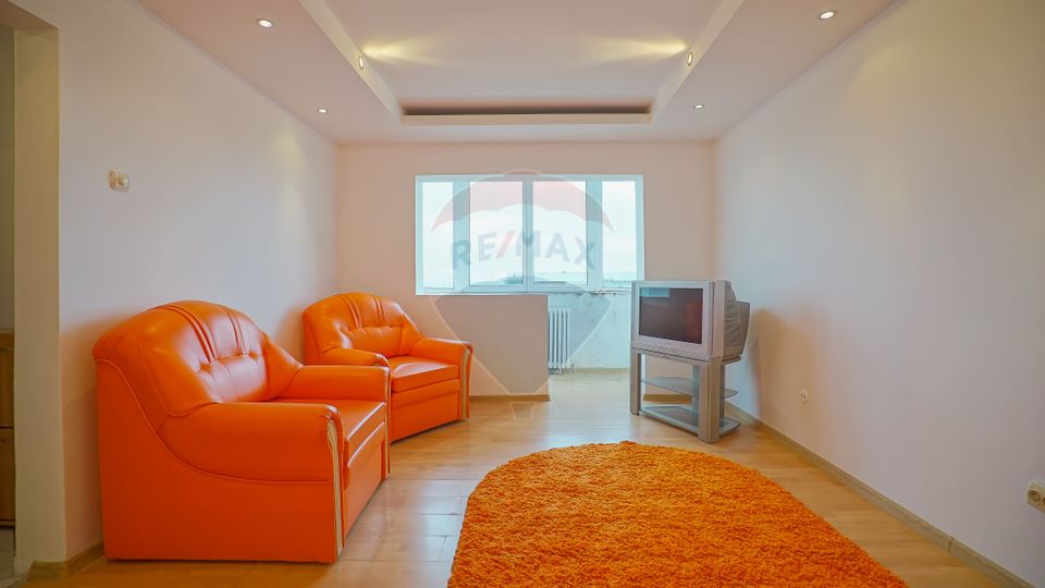 REZERVAT ! Apartament cu 2 camere de vânzare în zona Tractorul