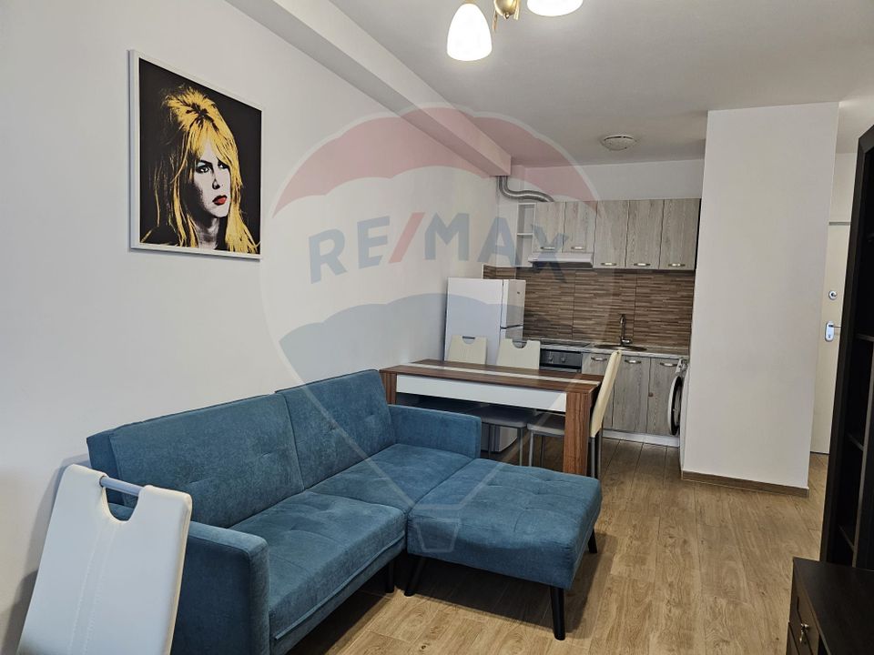 2 room Apartment for rent, Tractorul area