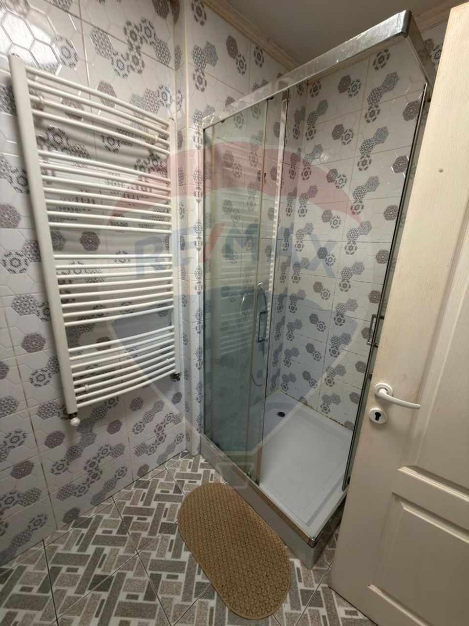 Apartament cu 2 camere de închiriat în zona Functionarilor