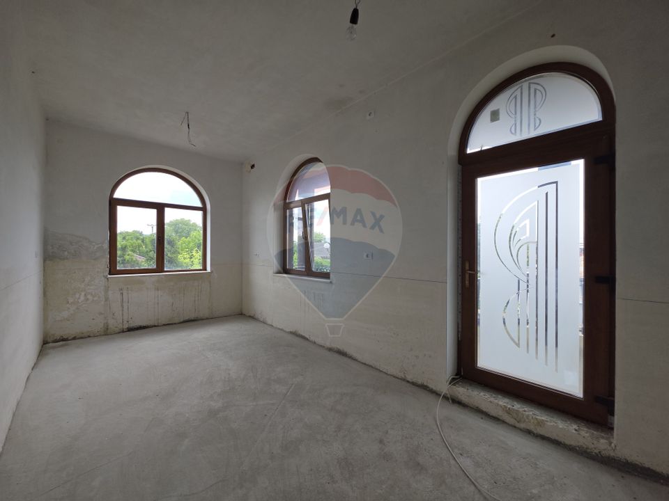 De vânzare proprietate unicat în Sascut - Bacău