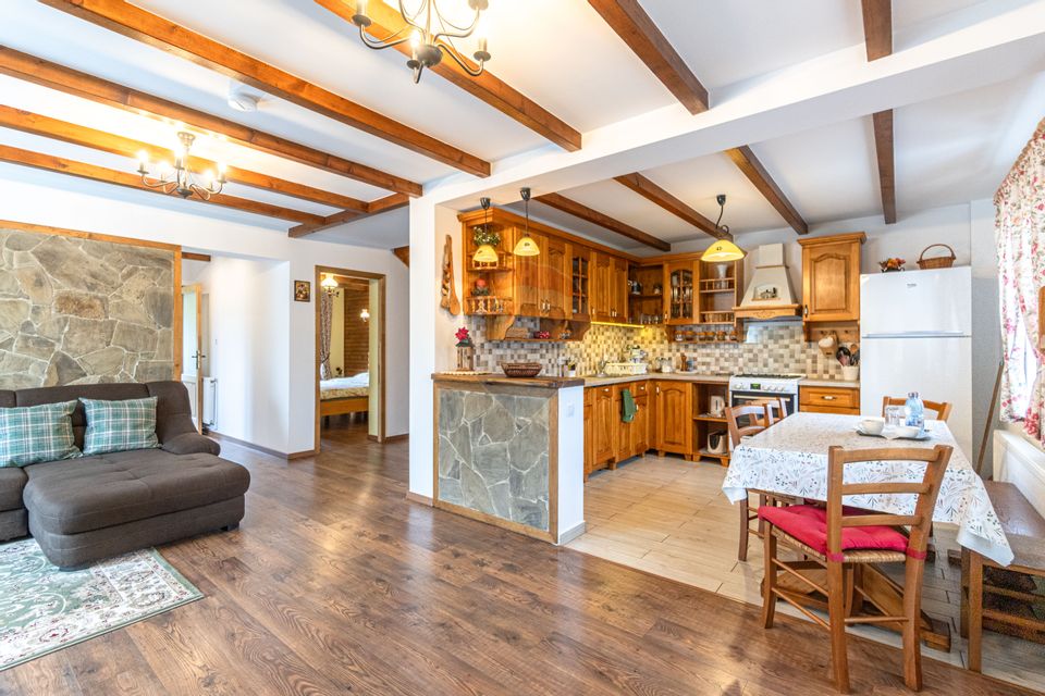 6 room House / Villa for sale