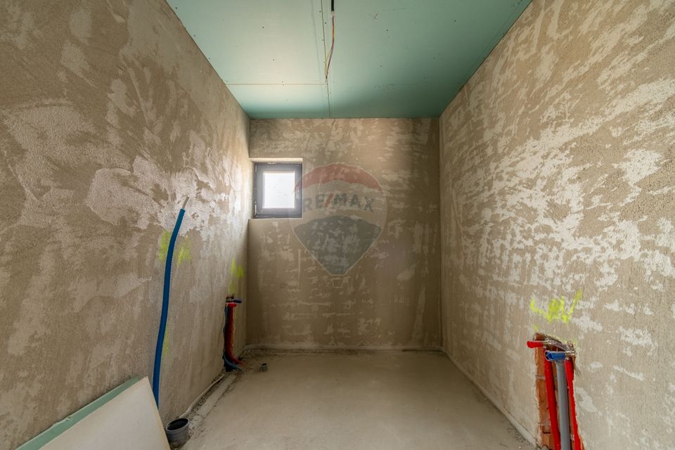 4 room House / Villa for sale