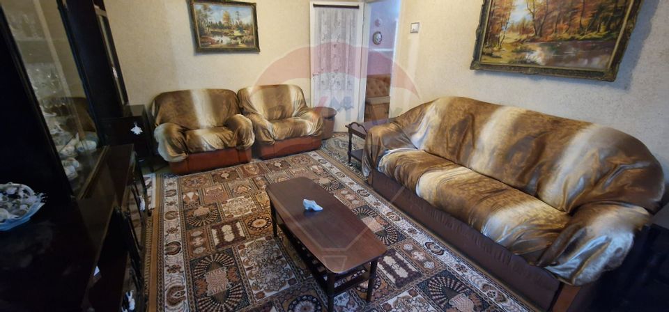 Apartament cu 3 camere în zona Ura, strada Republicii