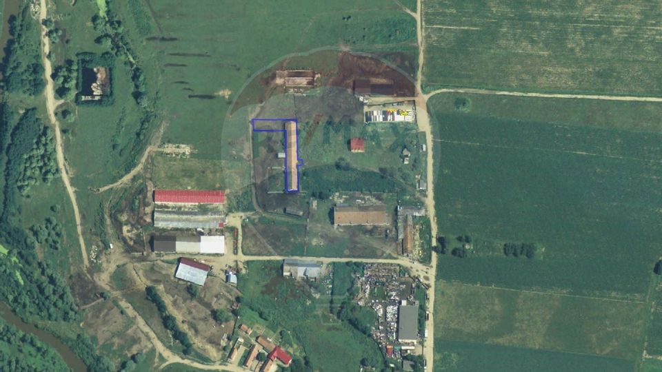 Teren intravilan și grajd | 1.333mp | Sercaia