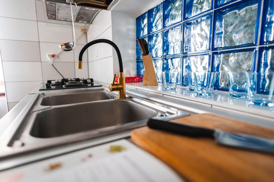 VILA “THE VARDO”, PREDELUT | 8 CAMERE DUBLE PREMIUM LANGA PADURE