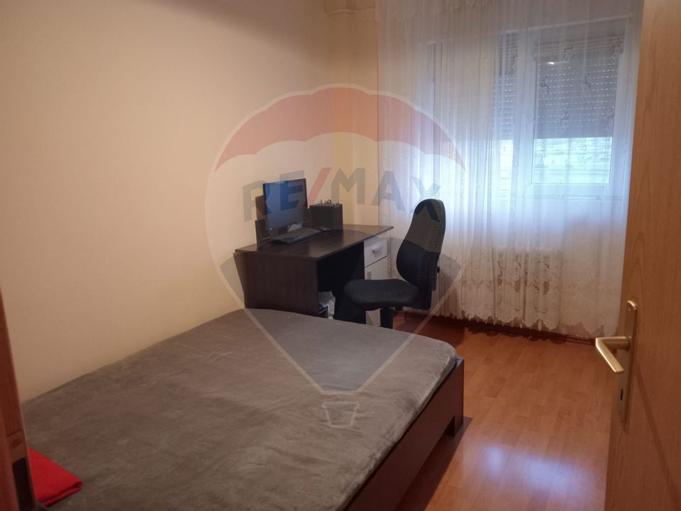 OCAZIE!!!Apartament 4 camere în zona Micalaca