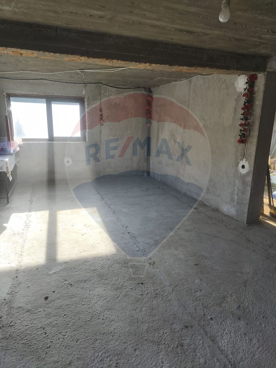 5 room House / Villa for sale, Poiana Tapului area