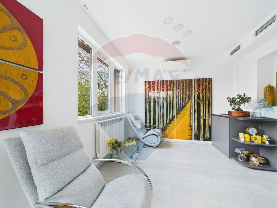 608sq.m Special Property for sale