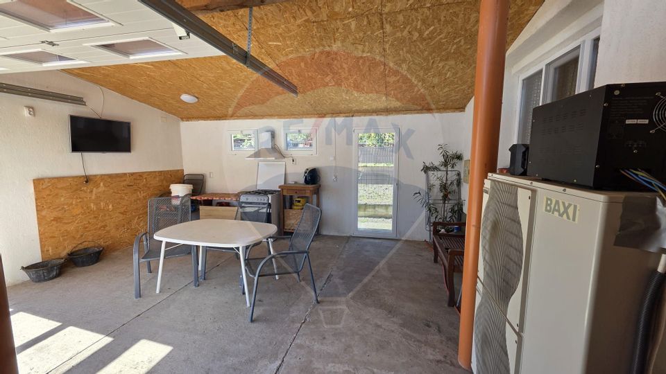 Casă / Vilă cu 4 camere de vânzare