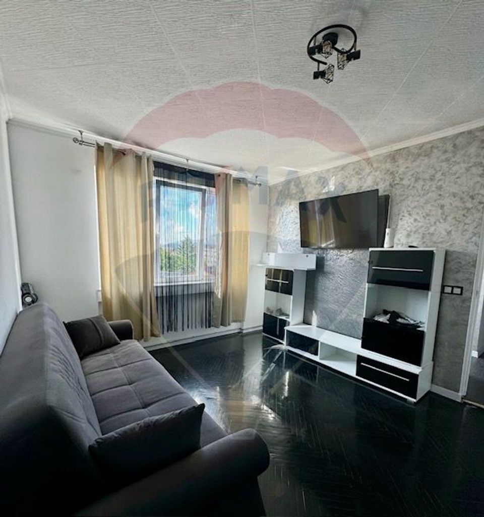 Apartament cu 2 camere de vânzare în zona Est