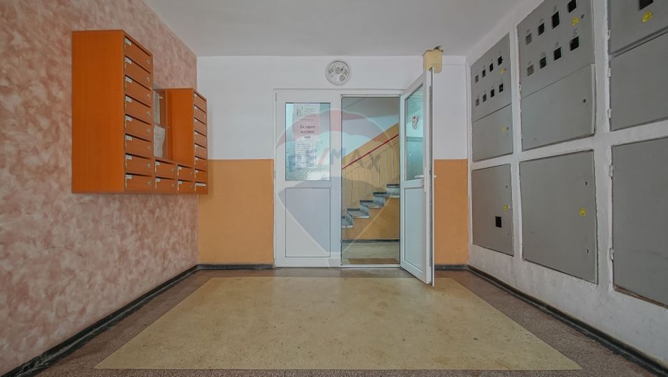 Oferta rezervata! Apartament de vânzare - 2 camere decomandat