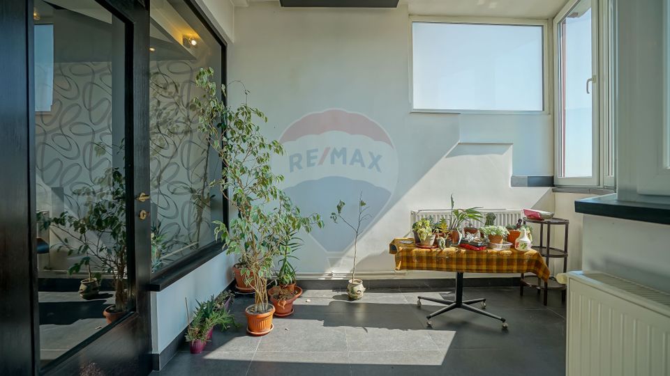 3 room Apartment for sale, Centrul Civic area