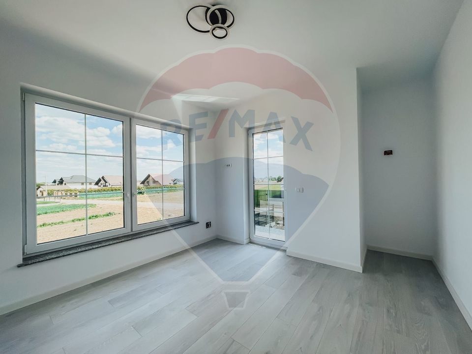 Casă  de vanzare in Radauti pe str Horodnicului