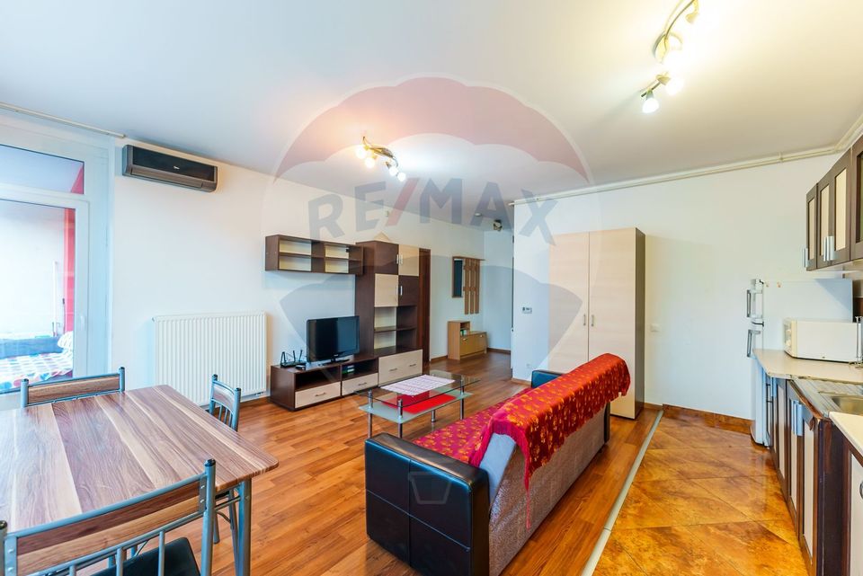Apartament cu 2 camere de închiriat în zona Intim