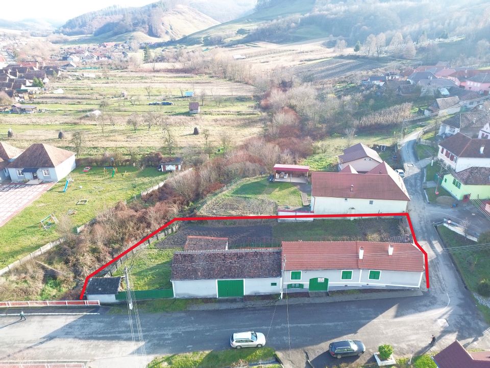 Casă / Vilă cu 4 camere de vânzare