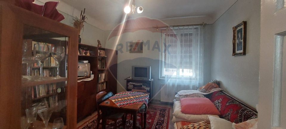 Apartament cu 3 camere de vânzare in Victoria pe str. Libertatii