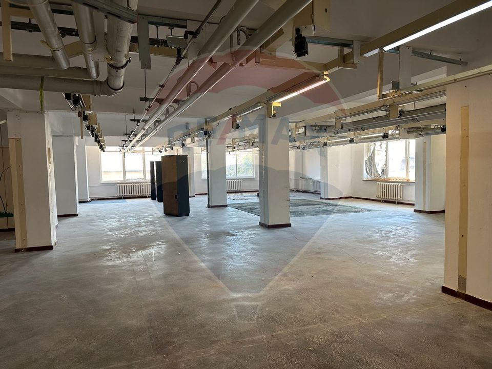 2,800sq.m Commercial Space, Brailei area