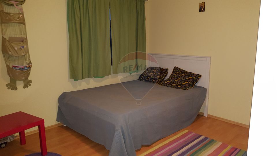 6 room House / Villa for sale