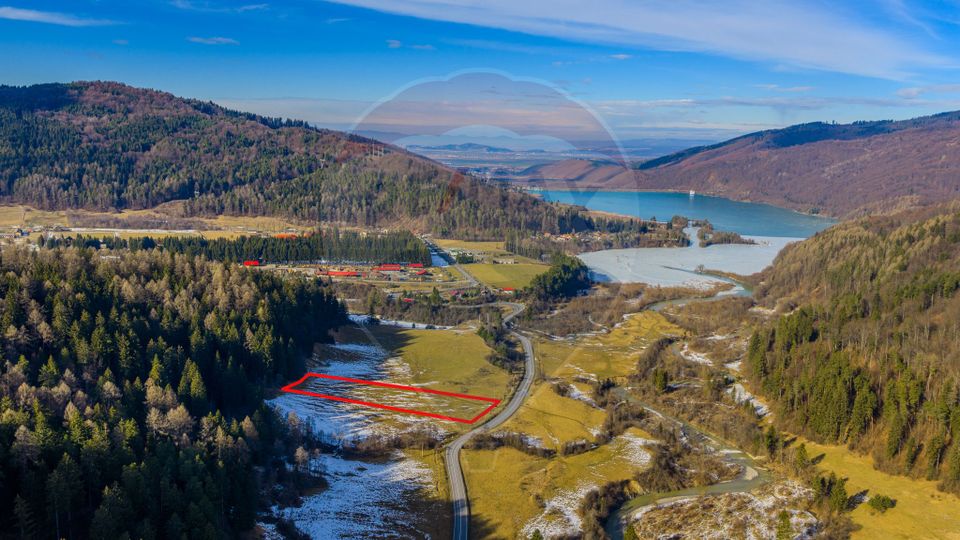 Land 10,000sqm Sacele / Strada Barajului