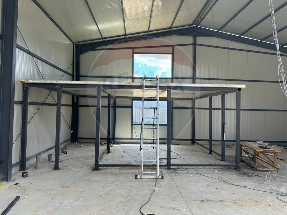 Spatiu industrial Hale, depozit logistic, Birouri premium - Targoviste