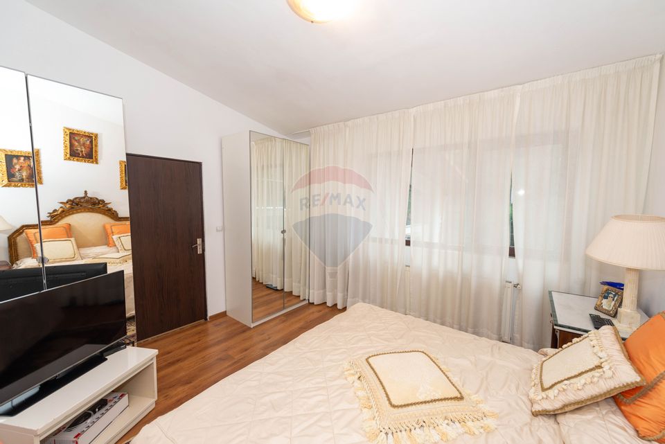 3 room Apartment for sale, Decebal area