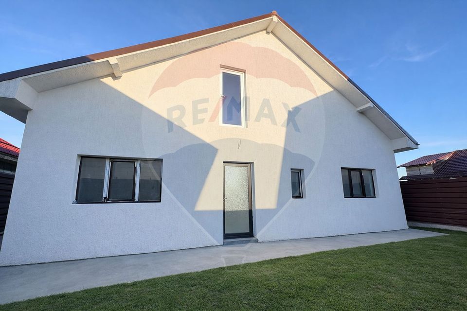 Casă de vânzare în Valu lui Traian