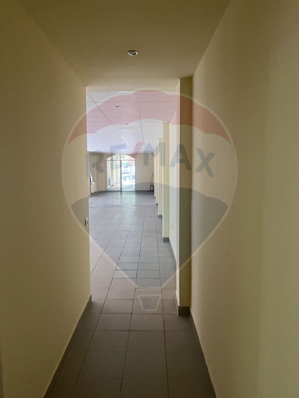 De inchiriat Spațiu comercial stradal zona Universitatii