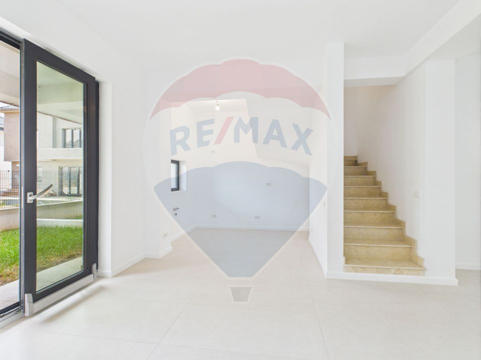 Apartament cu 3 camere si gradina de vanzare, Nobil Rezidence - Tunari