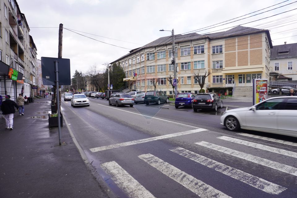 Spațiu comercial de 43mp de închiriat lângă Spital